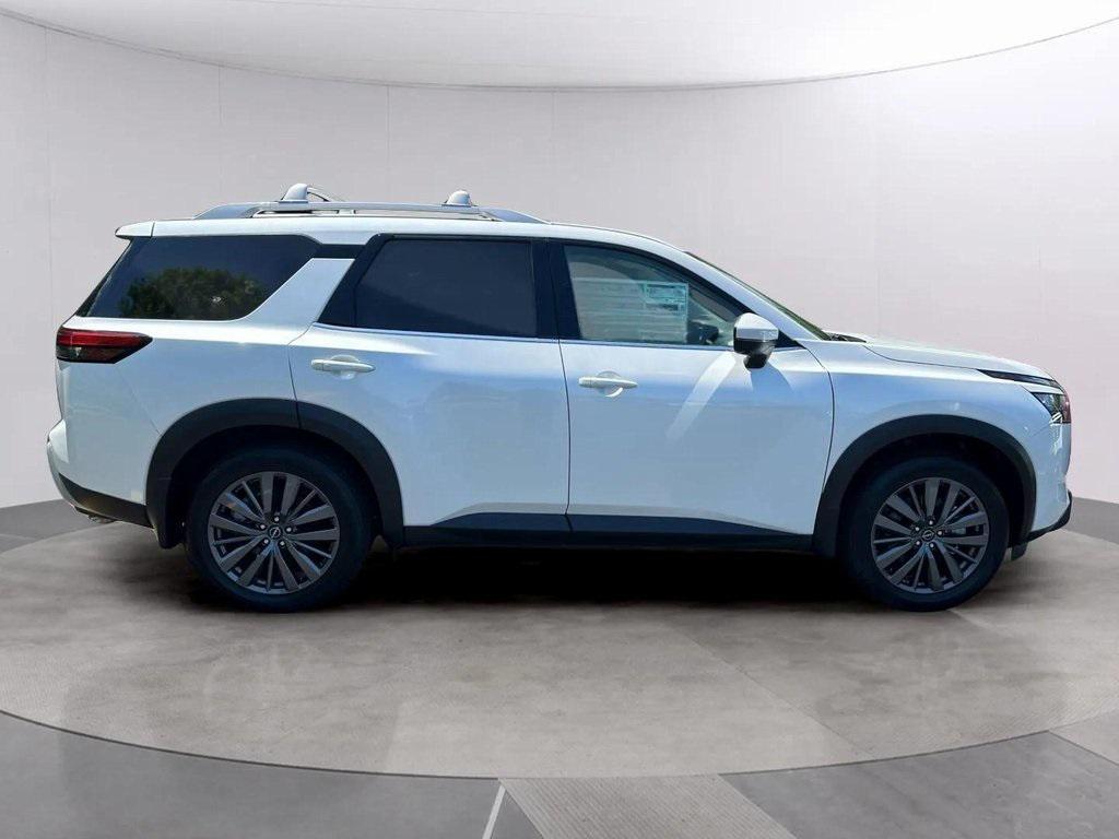 new 2025 Nissan Pathfinder car, priced at $38,399