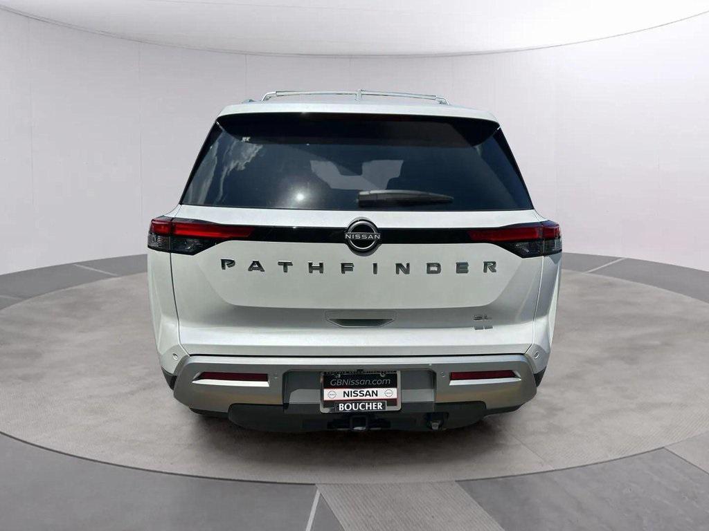 new 2025 Nissan Pathfinder car, priced at $38,399