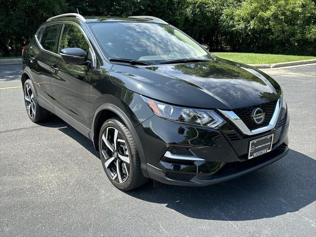 used 2022 Nissan Rogue Sport car, priced at $26,995