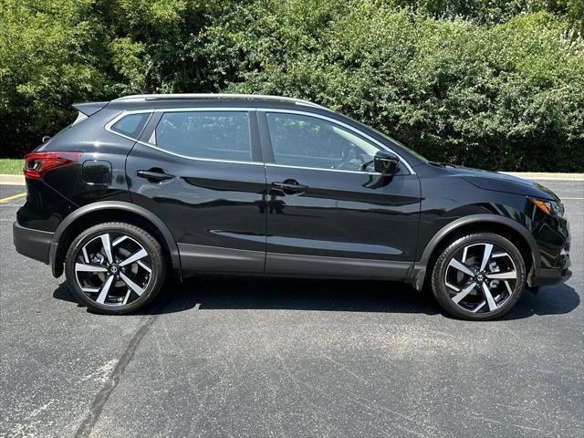 used 2022 Nissan Rogue Sport car, priced at $26,995