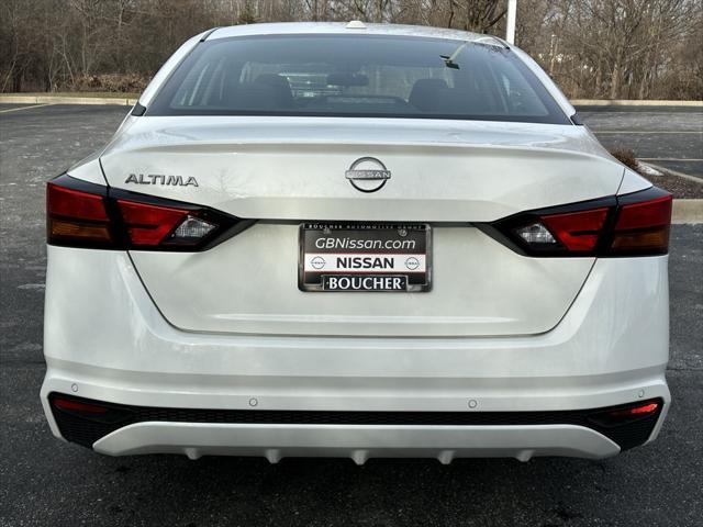 new 2025 Nissan Altima car, priced at $25,725