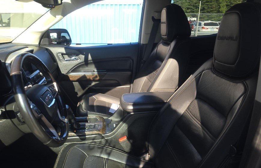 used 2020 GMC Canyon car, priced at $28,995