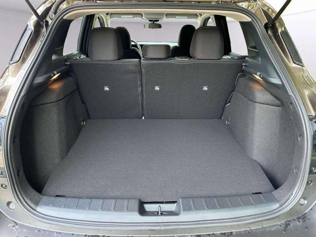 new 2025 Nissan Kicks car, priced at $26,555