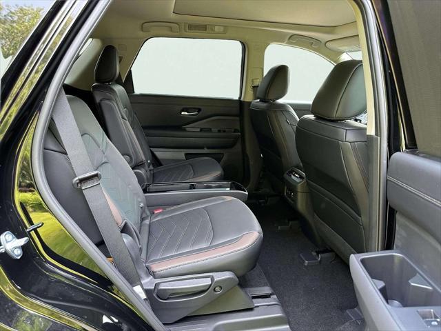 new 2025 Nissan Pathfinder car, priced at $49,850