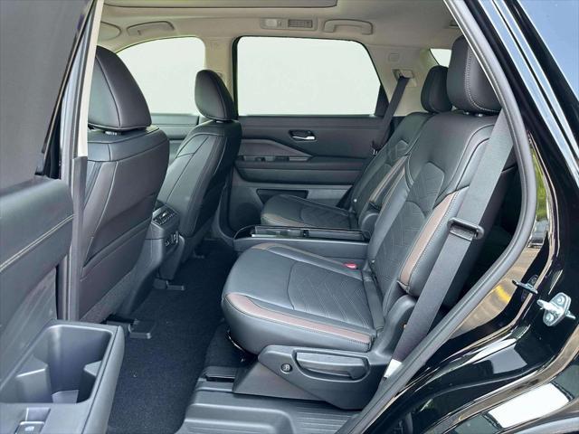 new 2025 Nissan Pathfinder car, priced at $49,850