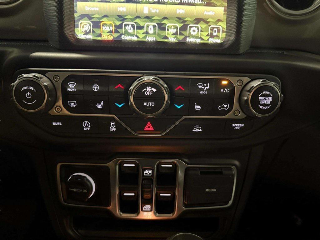 used 2022 Jeep Gladiator car, priced at $31,983