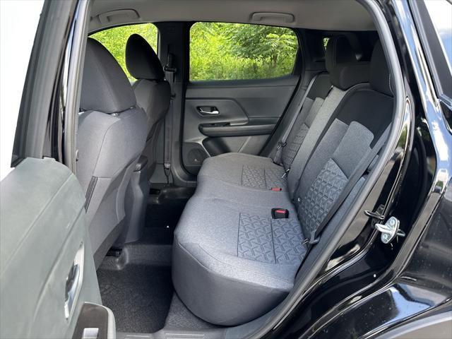 new 2025 Nissan Kicks car, priced at $26,412