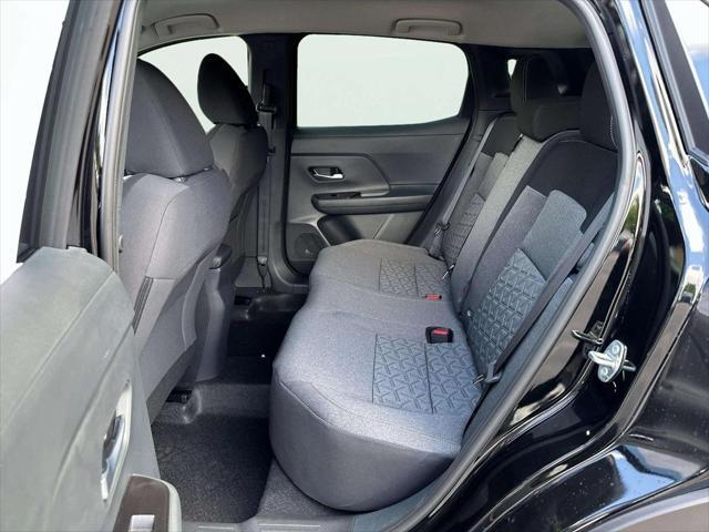 new 2025 Nissan Kicks car, priced at $26,412