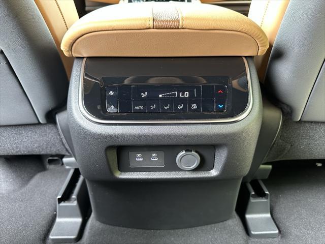 new 2025 Nissan Armada car, priced at $65,422