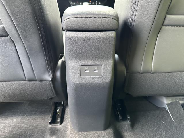 new 2025 Nissan Kicks car, priced at $32,594