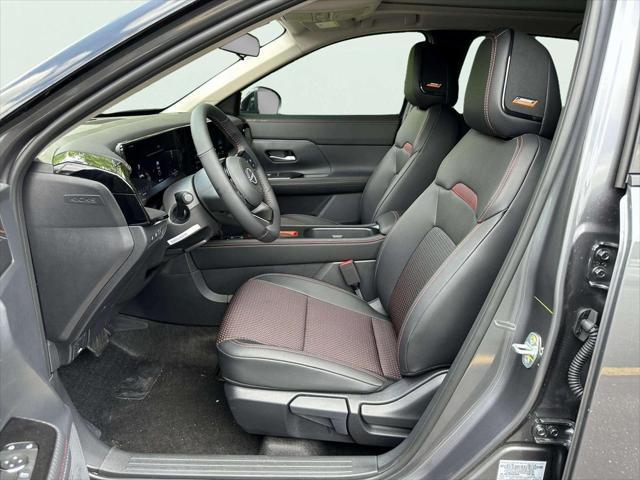 new 2025 Nissan Kicks car, priced at $32,594