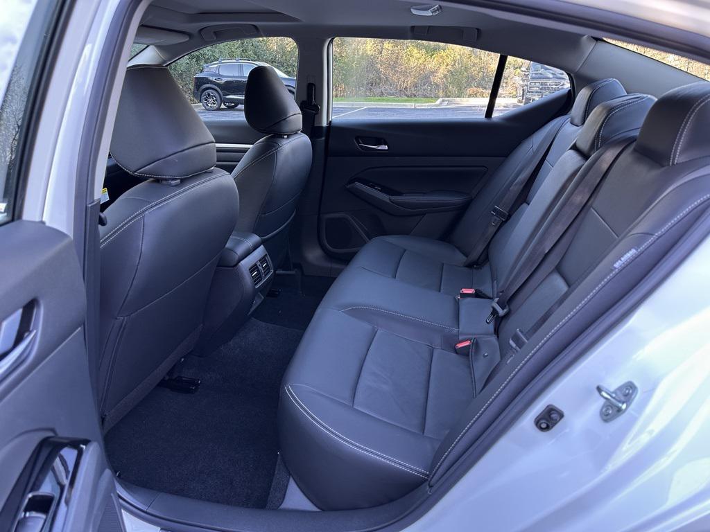 new 2025 Nissan Altima car, priced at $34,384