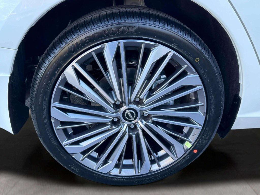 new 2025 Nissan Altima car, priced at $34,384