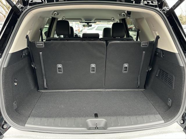 new 2025 Nissan Pathfinder car, priced at $44,114