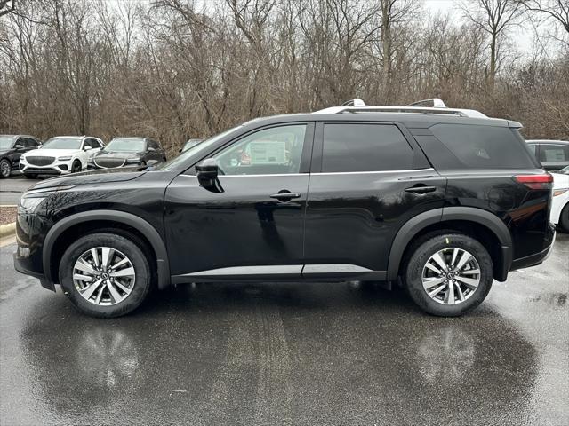 new 2025 Nissan Pathfinder car, priced at $44,114