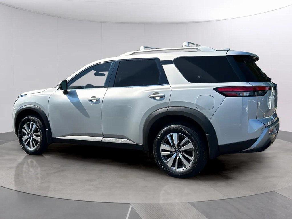 new 2025 Nissan Pathfinder car, priced at $42,439