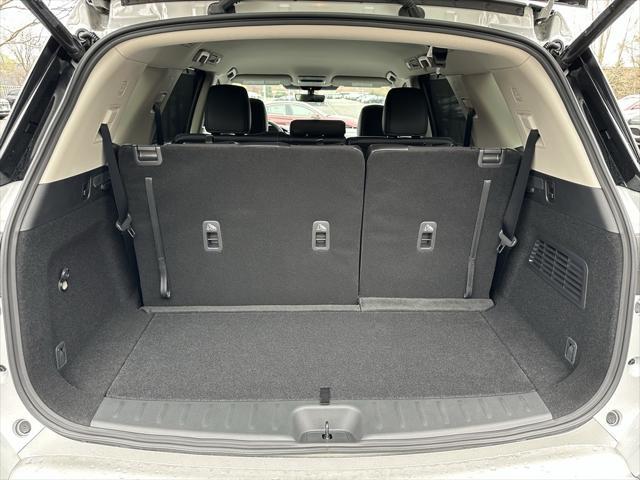 new 2025 Nissan Pathfinder car, priced at $44,014