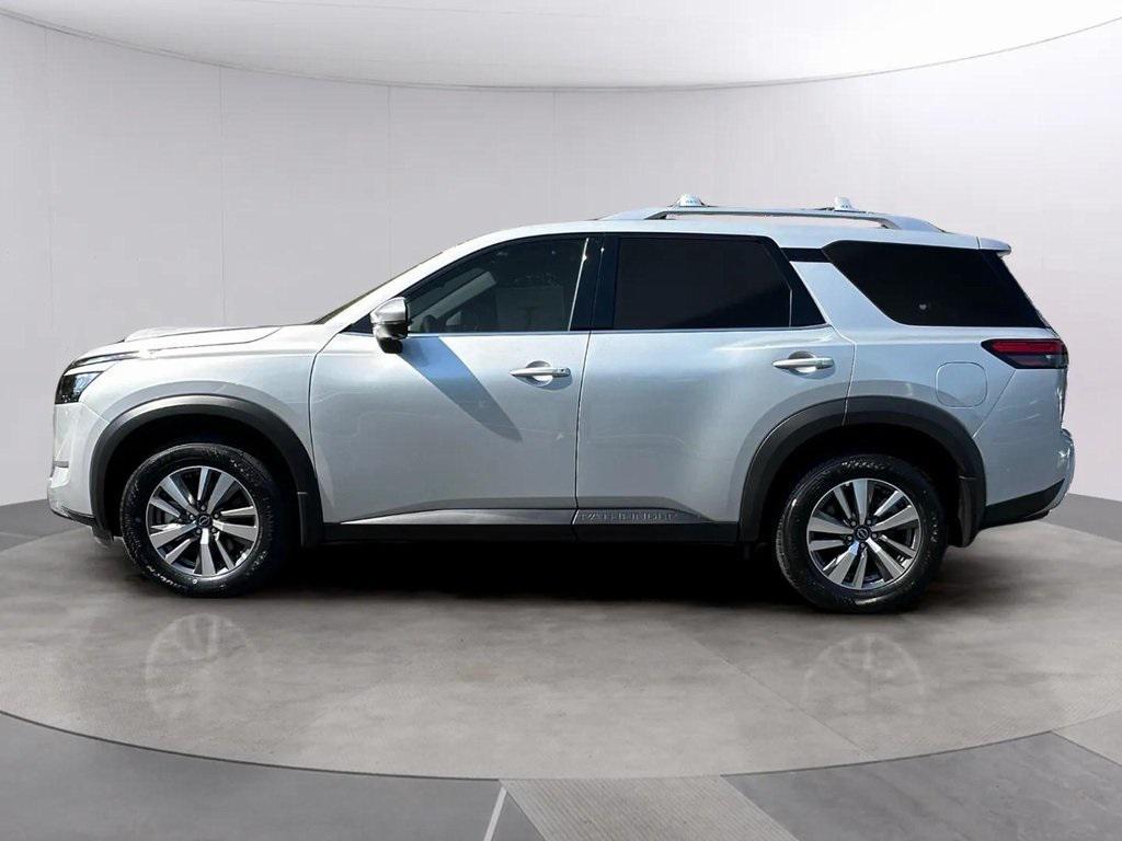 new 2025 Nissan Pathfinder car, priced at $42,439