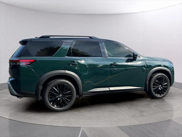 used 2024 Nissan Pathfinder car, priced at $40,495
