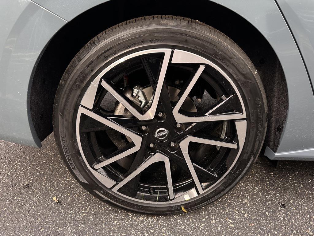 new 2025 Nissan Sentra car, priced at $25,911