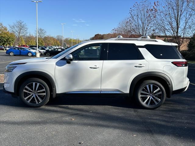 new 2025 Nissan Pathfinder car, priced at $52,100