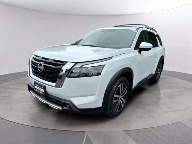new 2025 Nissan Pathfinder car, priced at $49,277