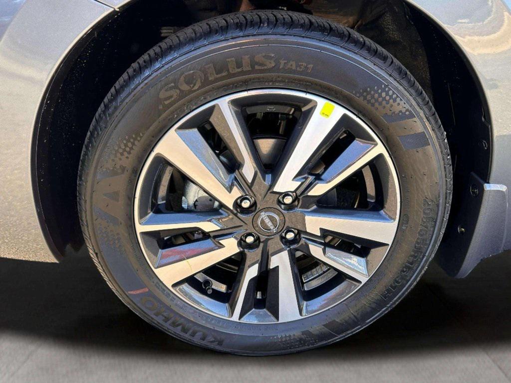 new 2025 Nissan Versa car, priced at $19,736