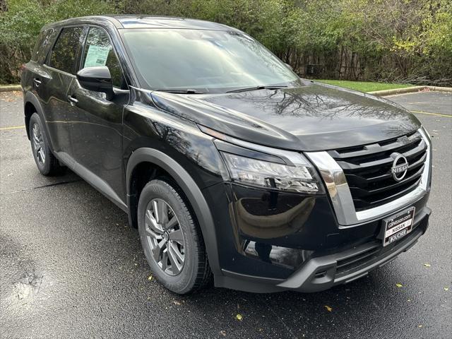 new 2025 Nissan Pathfinder car, priced at $38,718