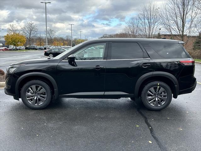 new 2025 Nissan Pathfinder car, priced at $38,718