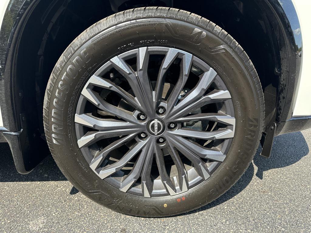 new 2025 Nissan Rogue car, priced at $39,328