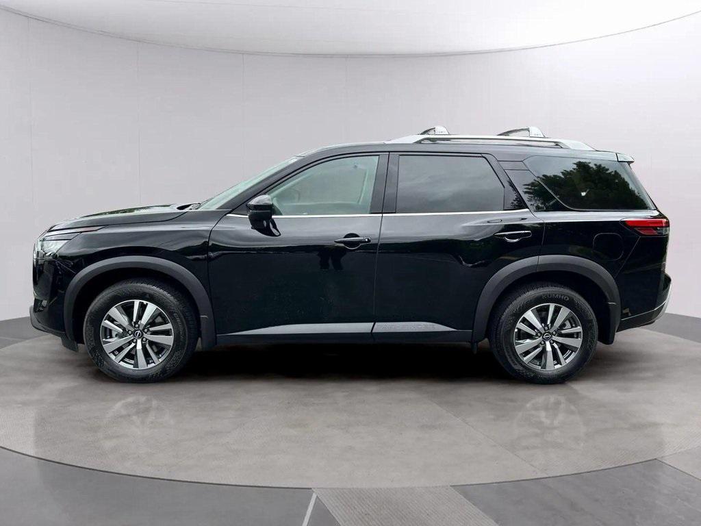 new 2025 Nissan Pathfinder car, priced at $37,292