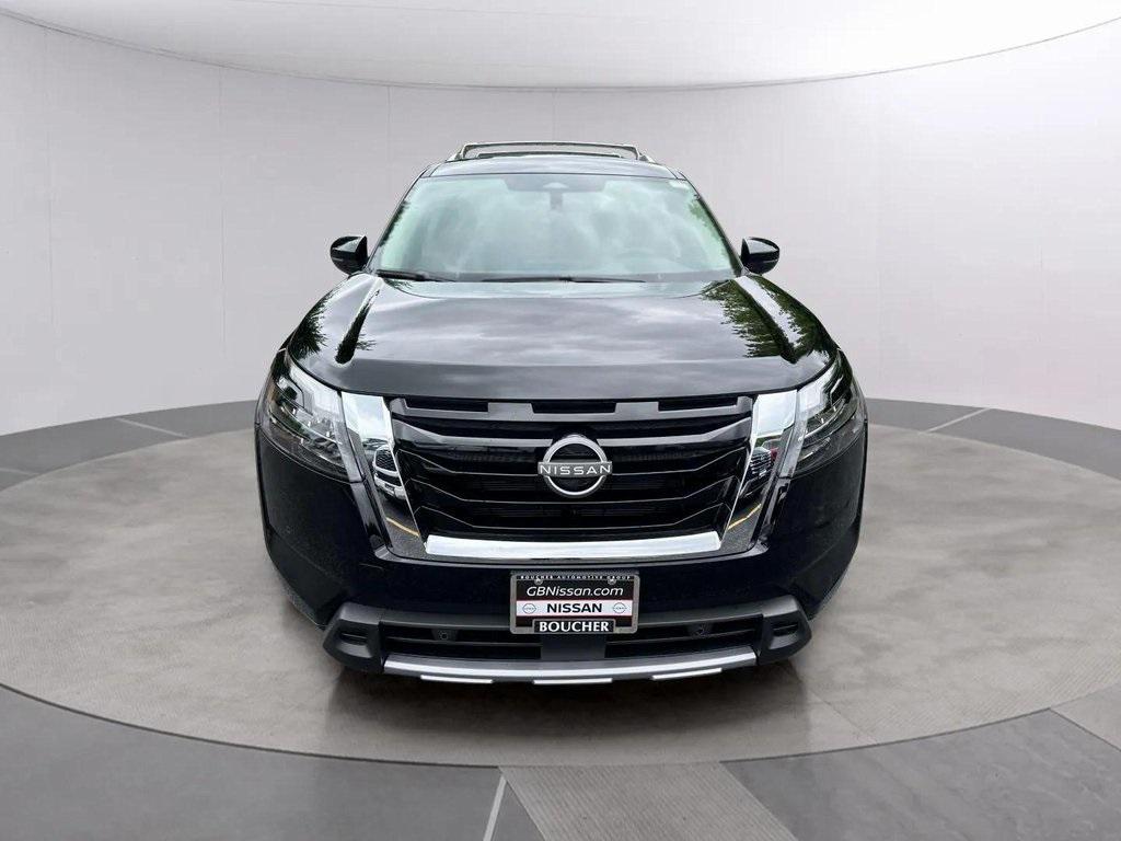 new 2025 Nissan Pathfinder car, priced at $37,292