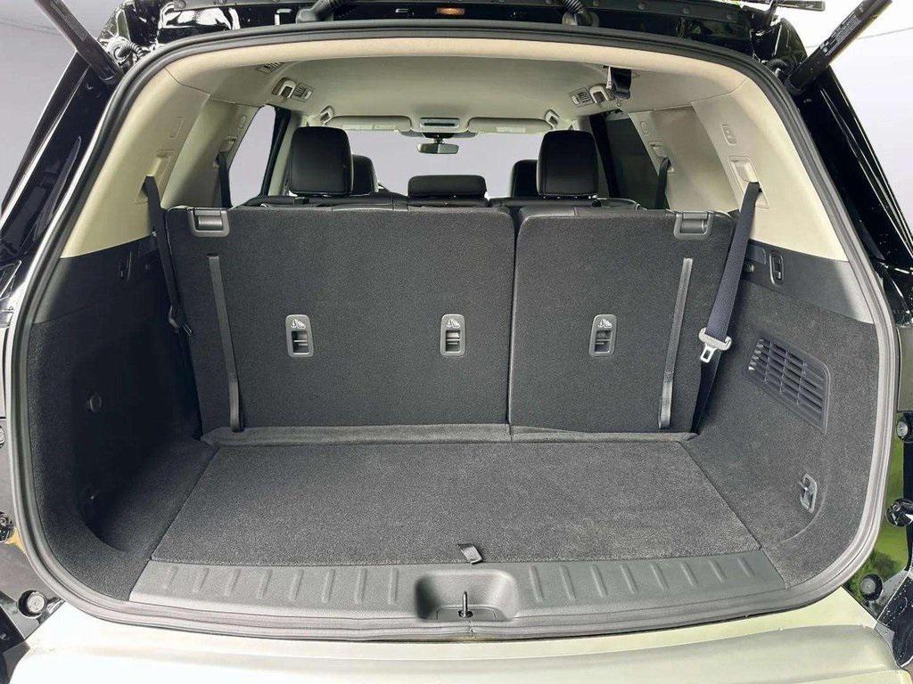 new 2025 Nissan Pathfinder car, priced at $37,292