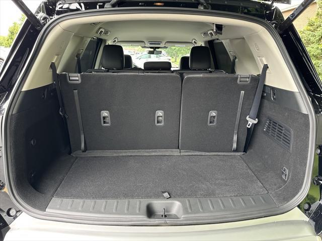 new 2025 Nissan Pathfinder car, priced at $43,575