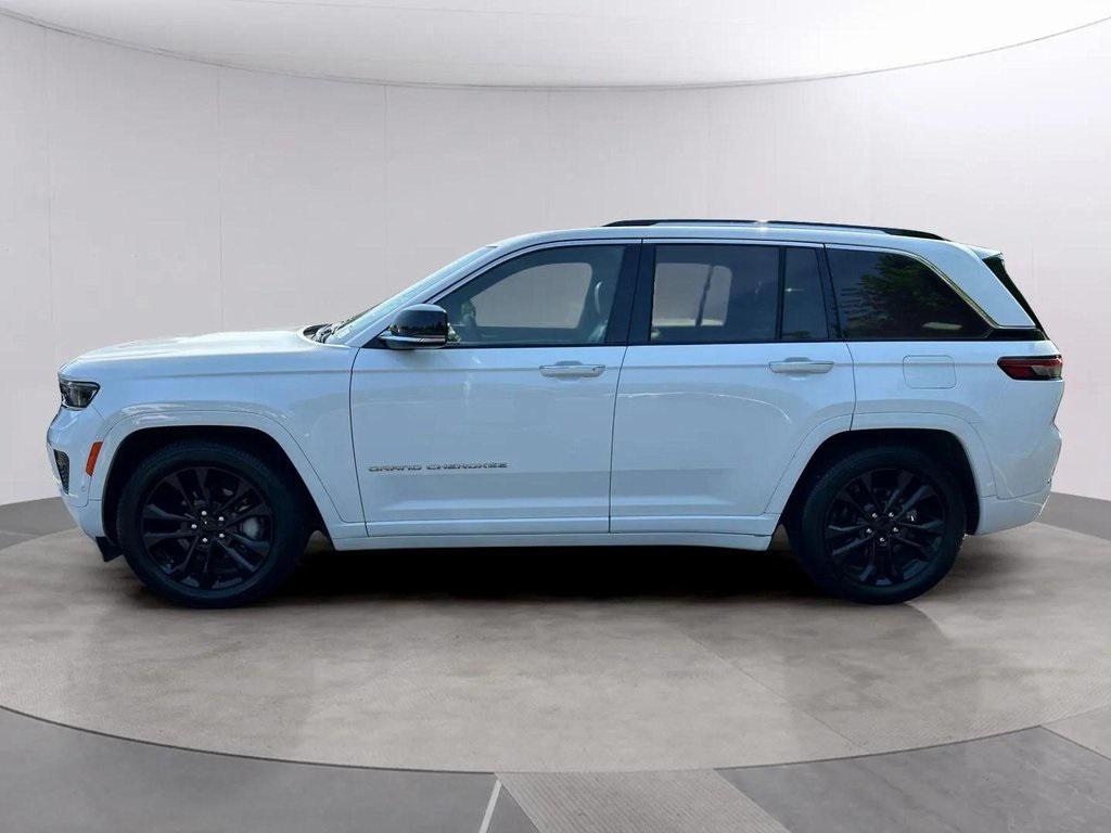 used 2023 Jeep Grand Cherokee car, priced at $37,795