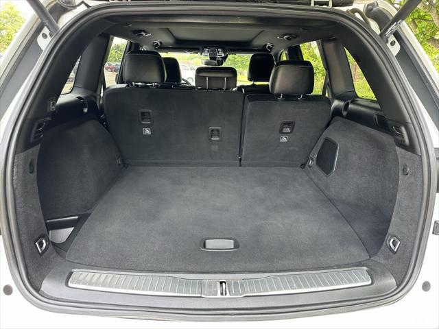 used 2023 Jeep Grand Cherokee car, priced at $39,295