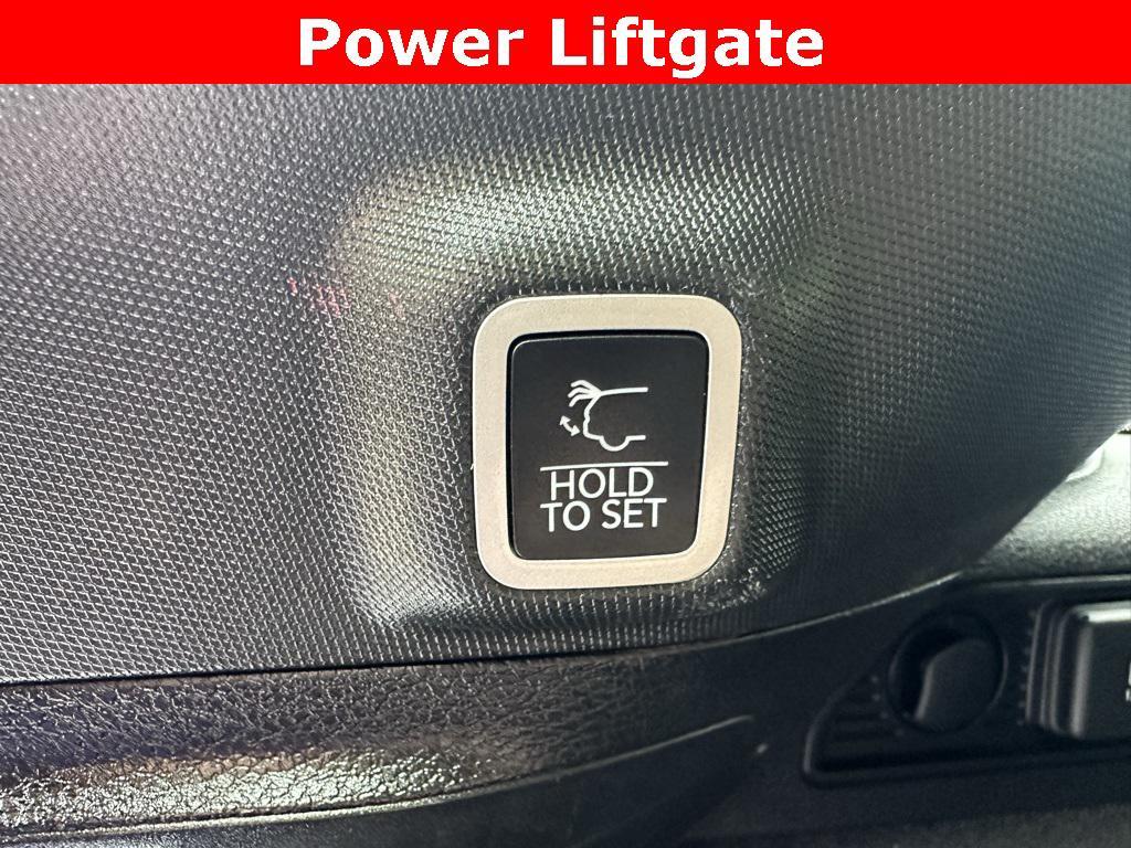 used 2023 Jeep Grand Cherokee car, priced at $37,795