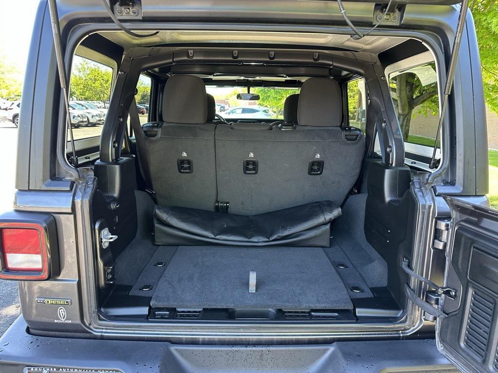 used 2022 Jeep Wrangler car, priced at $33,395