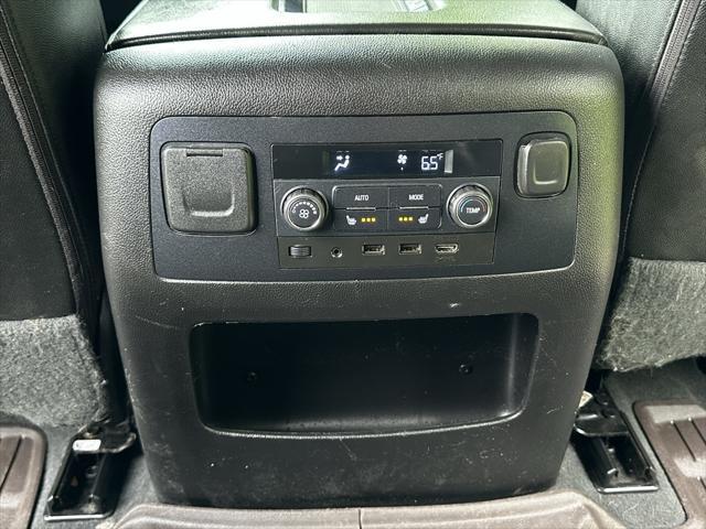 used 2019 GMC Yukon car, priced at $33,795