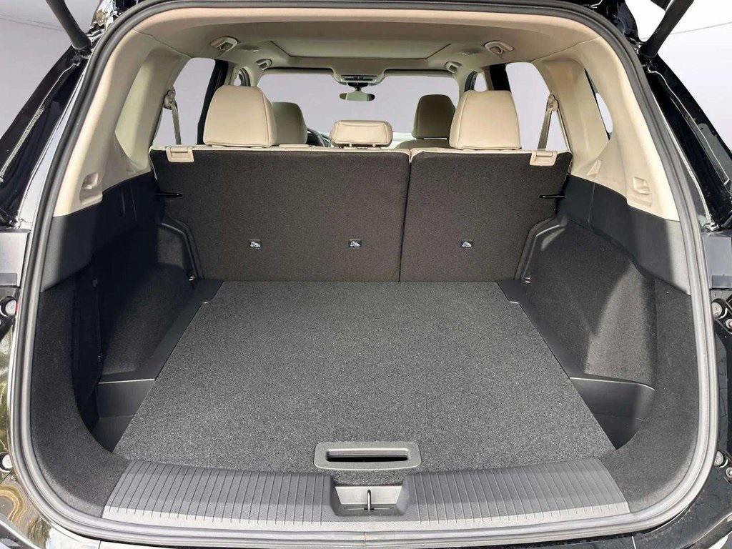 new 2026 Nissan Rogue car, priced at $33,052