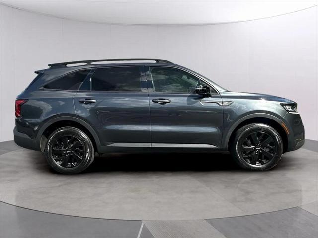 used 2022 Kia Sorento car, priced at $28,683