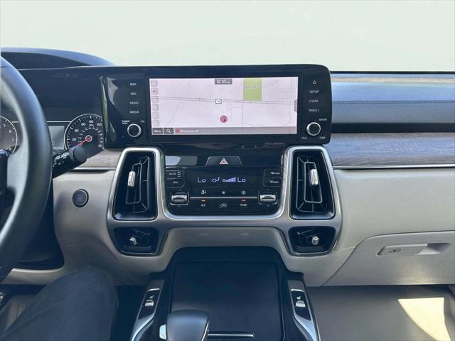used 2022 Kia Sorento car, priced at $28,683