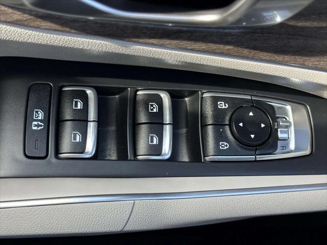 used 2022 Kia Sorento car, priced at $28,683