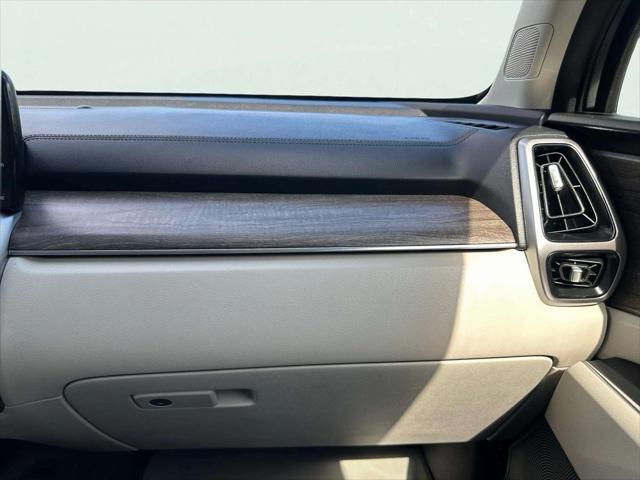used 2022 Kia Sorento car, priced at $28,683