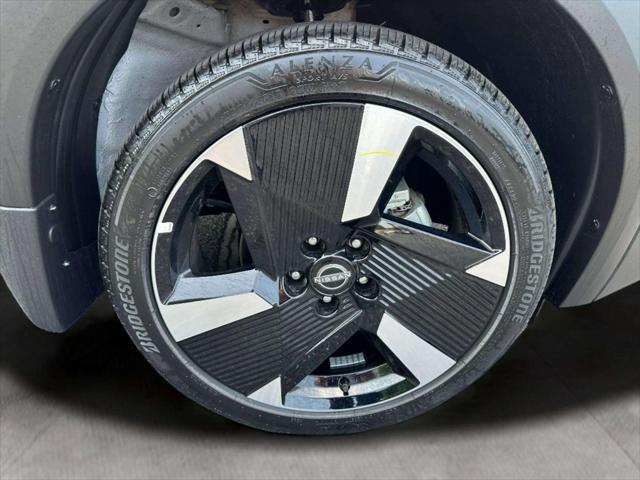 new 2025 Nissan Kicks car, priced at $28,340