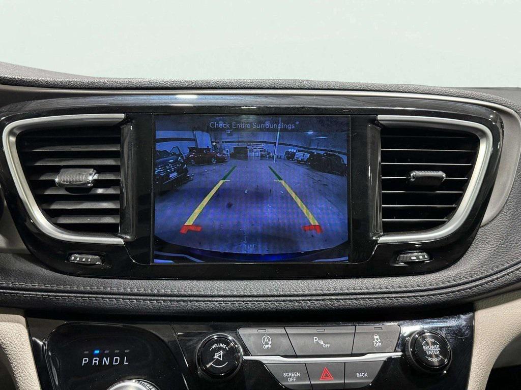 used 2017 Chrysler Pacifica car, priced at $14,995