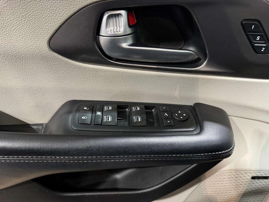 used 2017 Chrysler Pacifica car, priced at $14,995