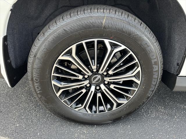 new 2025 Nissan Armada car, priced at $75,339