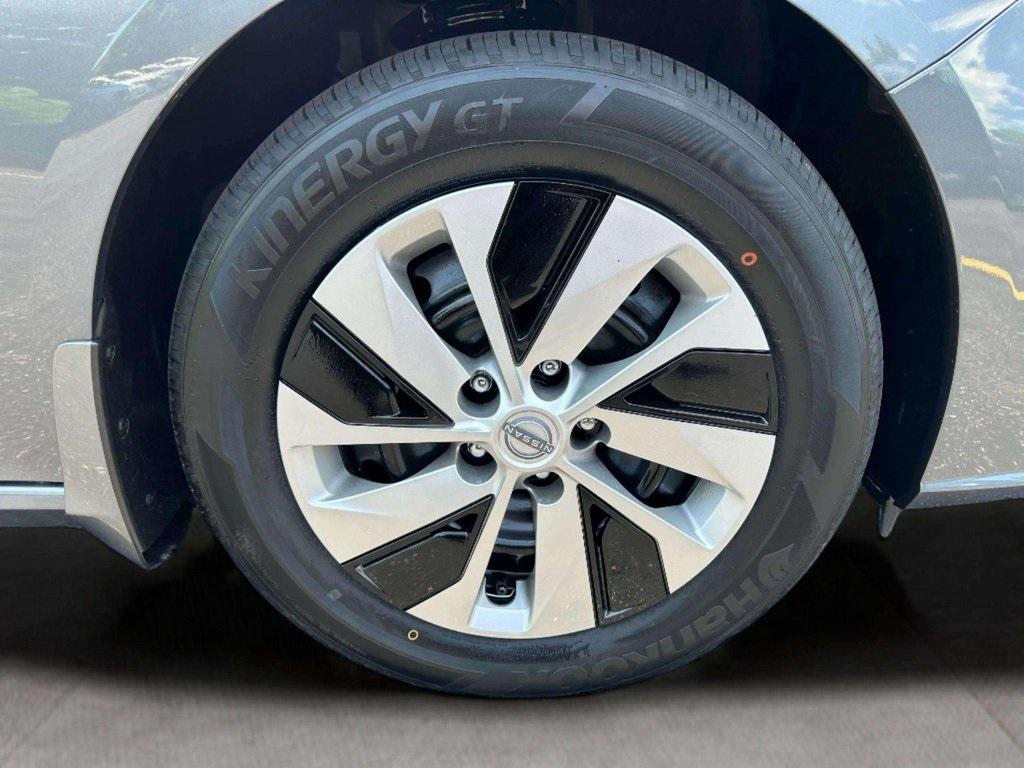 new 2025 Nissan Altima car, priced at $26,196