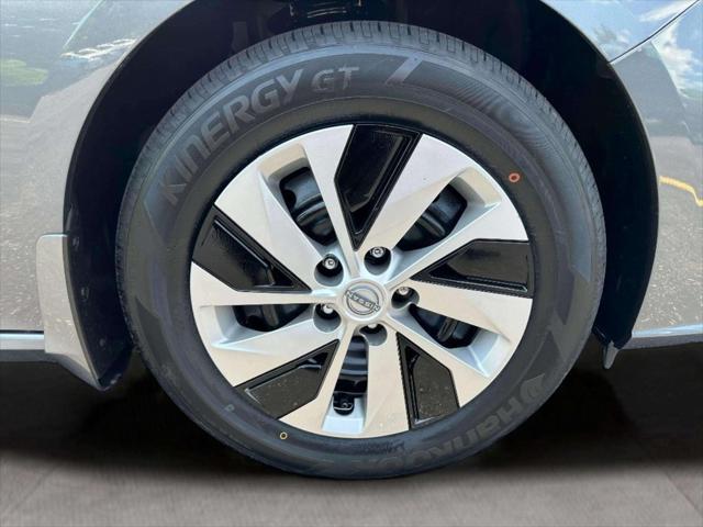 new 2025 Nissan Altima car, priced at $27,014